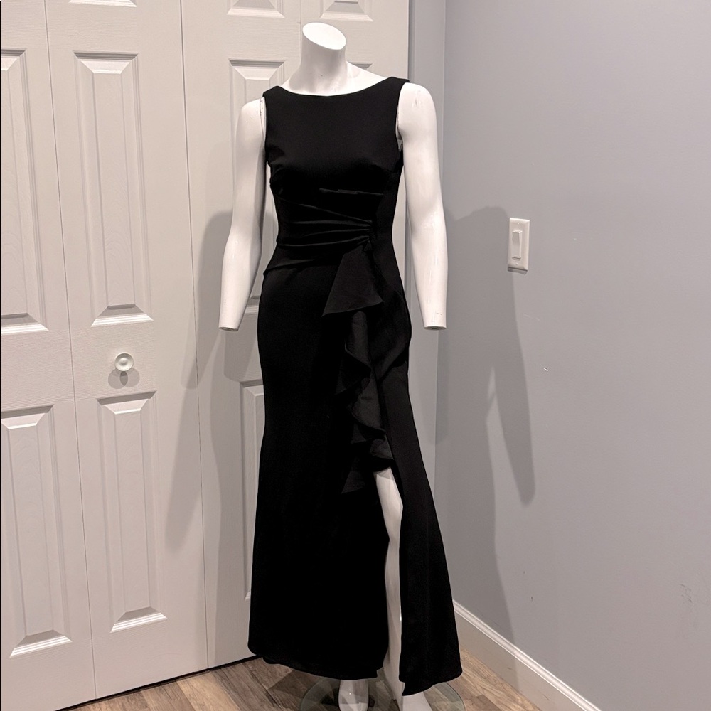 Betsy & Adam Black Sleeveless Ruffle-Front Maxi Dress - Picture 2 of 11